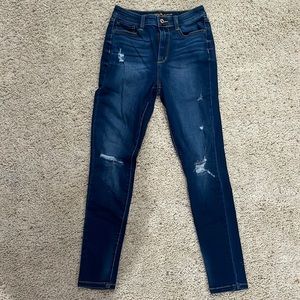 Dark wash Arizona jeans size 5
